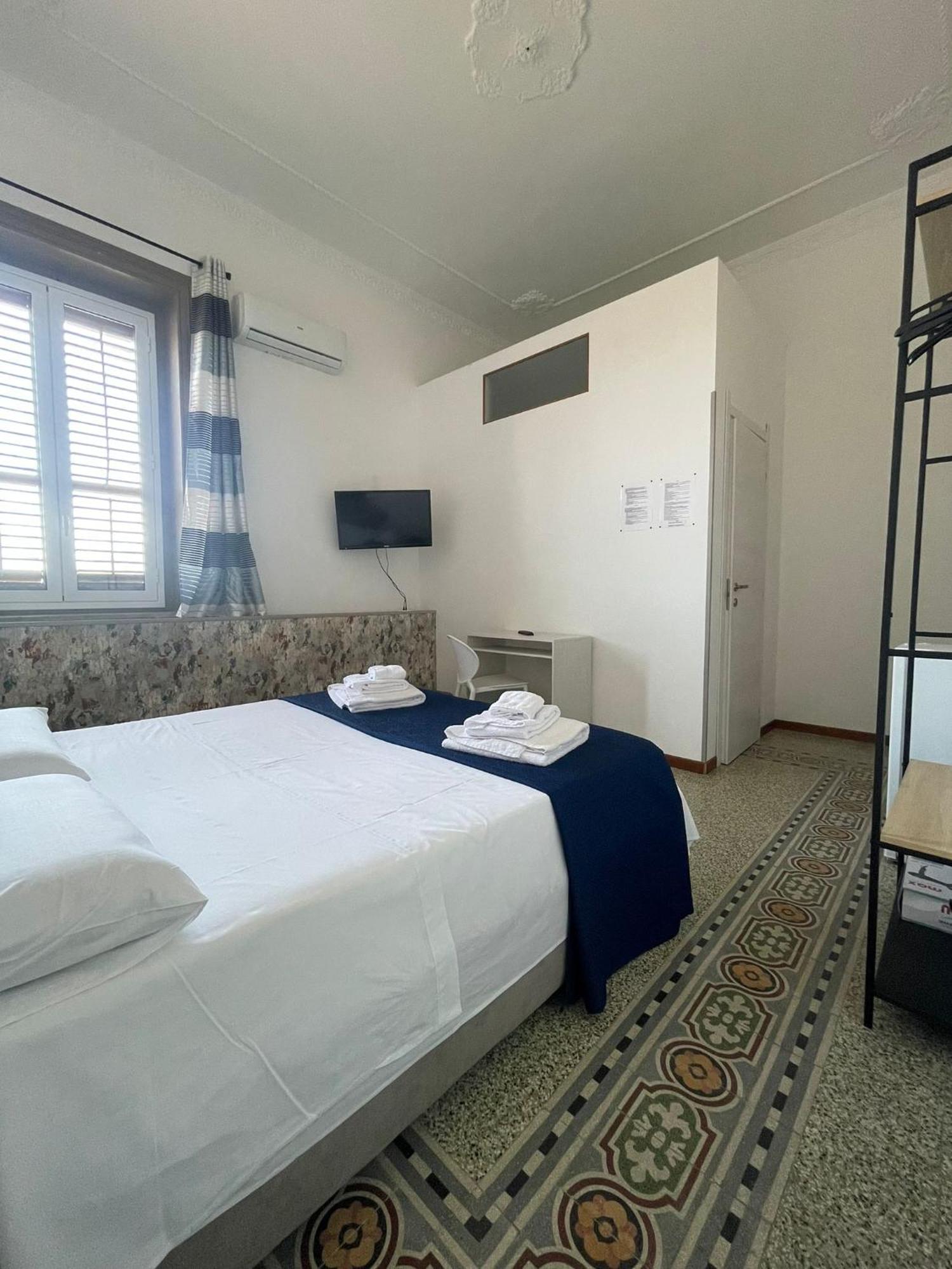 Guest House Bosco ปาแลร์โม ภายนอก รูปภาพ
